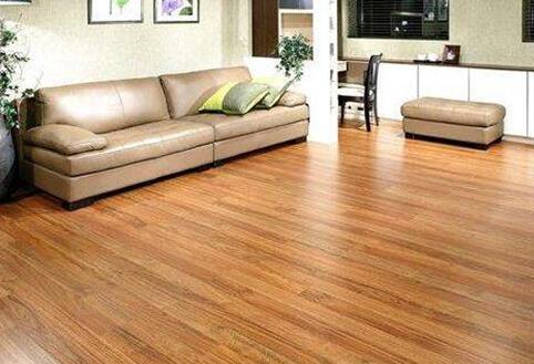 你家地板铺的是木地板还是瓷砖？易想空间